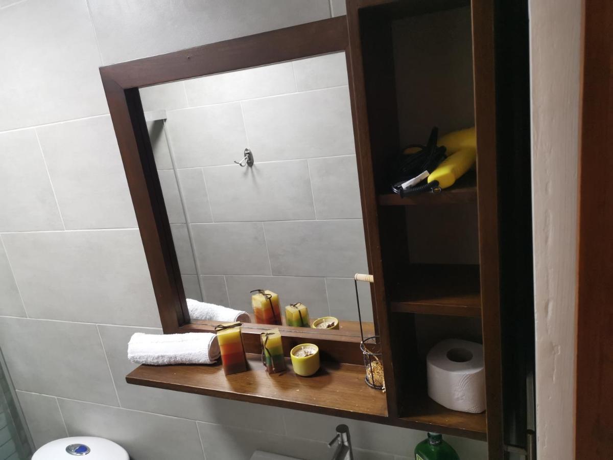La Lunar Un Espacio Ideal Para Trabajar Y Conocer Medellín Esterno foto